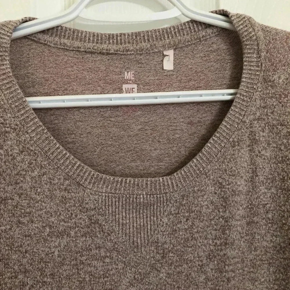 Me To We Purple Lightweight Sweatshirt Size  Medium - Picture 5 of 16